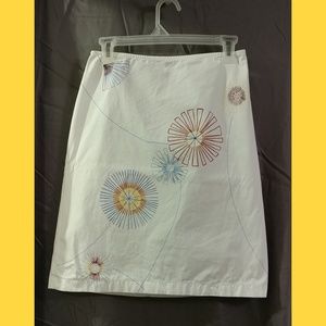 Midi skirt by Ann Taylor Loft SZ 4 in white floral